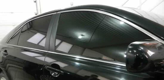Тонировка боковых стёкол автомобиля плёнкой